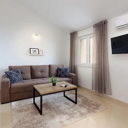 Penzion With Sea View 4*